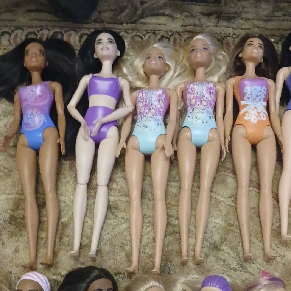 Barbie lot 14